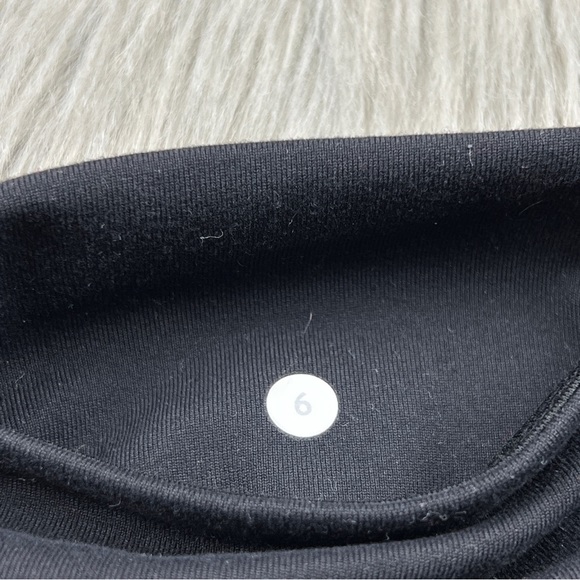 Wunder Under Crop High Rise - Picture 4 of 6